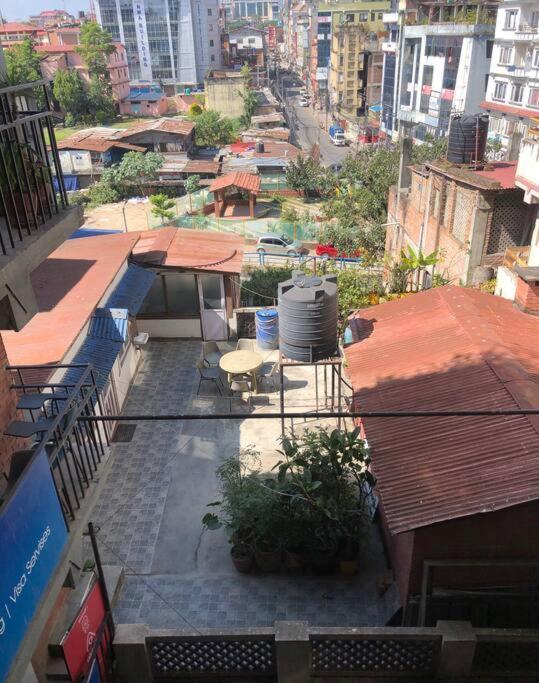 Kathmandu Midtown Hostel ภายนอก รูปภาพ